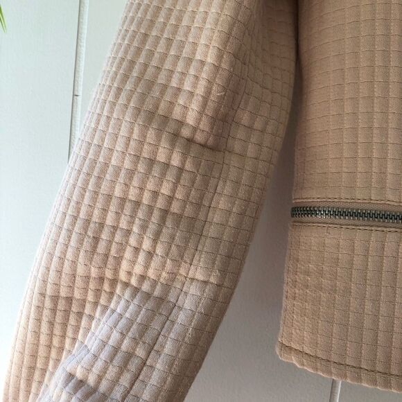 Club Monaco Quilted Bomber Jacket Peach White - Picture 7 of 11